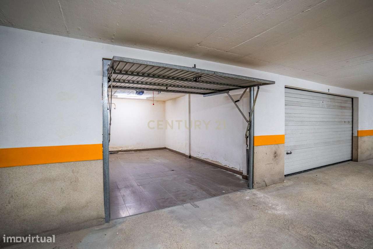 Título : T4 com Garagem Dupla na Cidade Nova – Caldas da Rainha-28