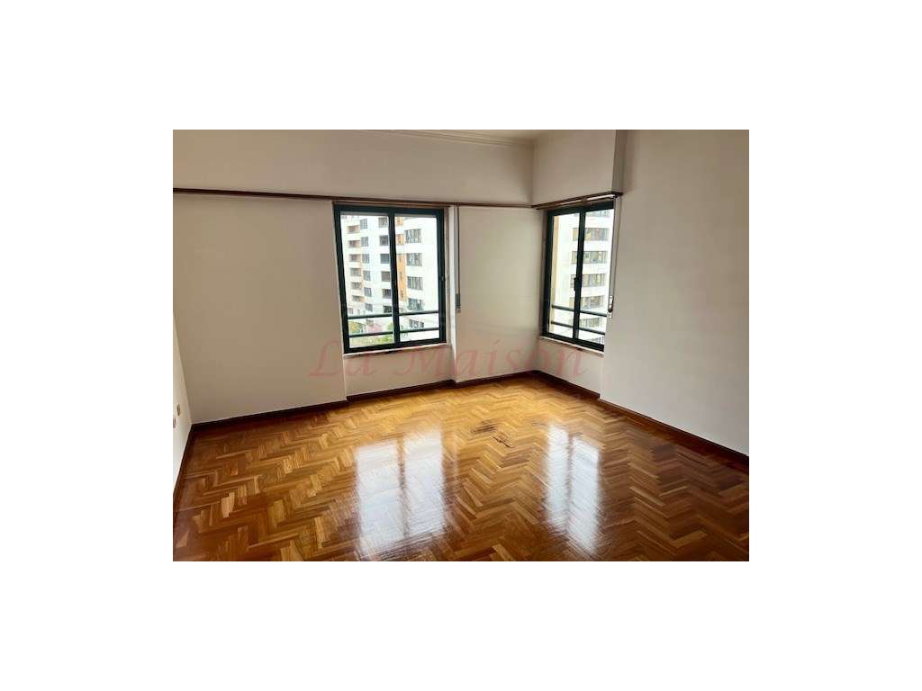 Apartamento T2 no Infantado - Grande imagem: 3/23