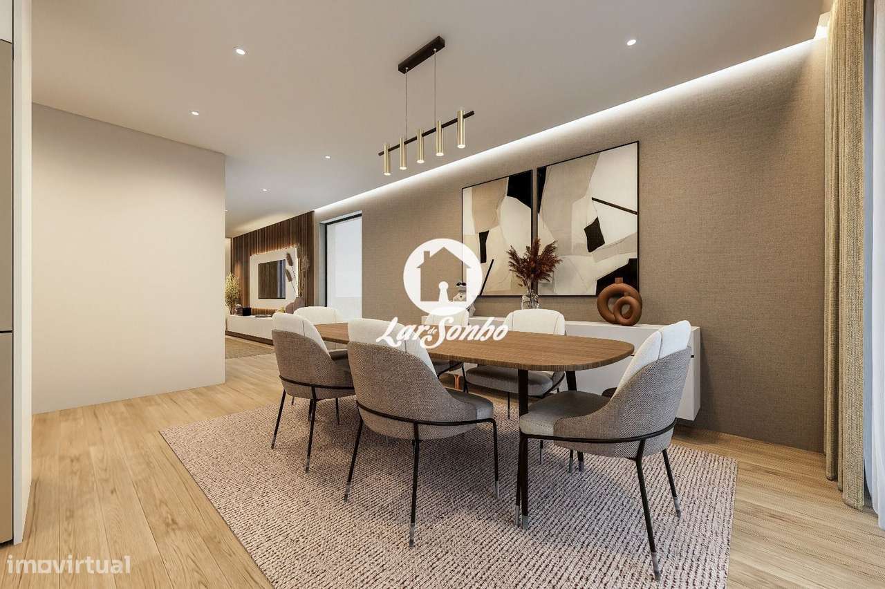 Moradia T3 a poucos minutos do centro de Barcelo - Grande imagem: 5/33