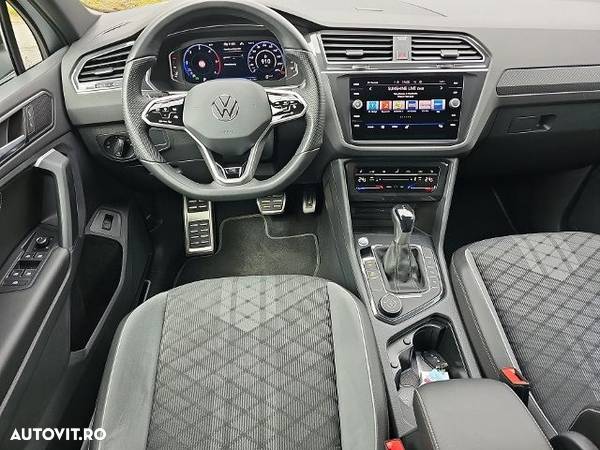 Volkswagen Tiguan - 11