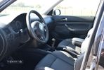 VW Golf 1.9 TDi Highline - 17