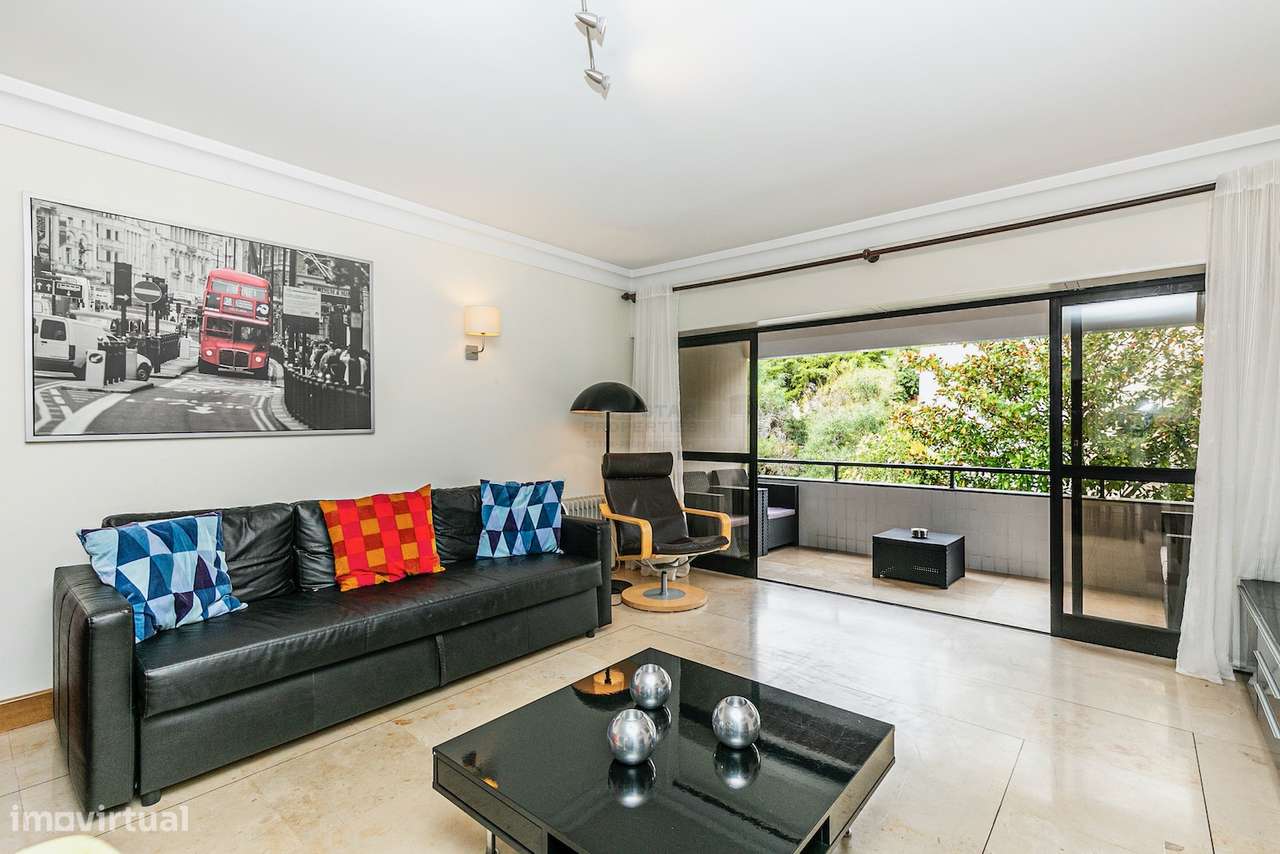 Arrendamento - T2 Estoril - Casino - Mobilado – Varanda – Garagem - Grande imagem: 5/24