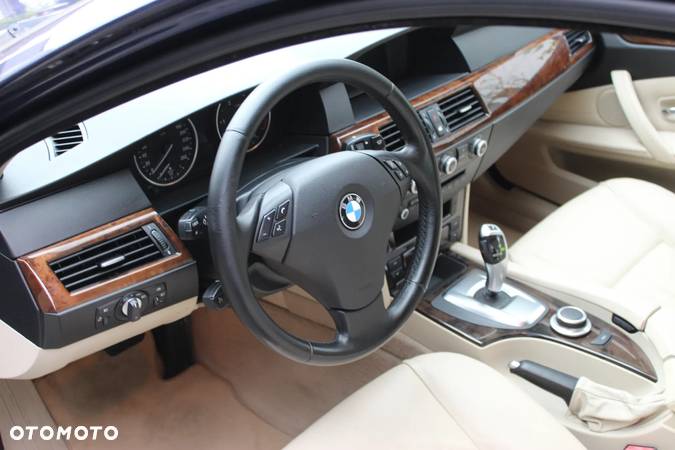 BMW Seria 5 520d - 9