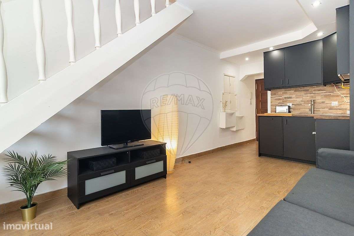 Apartamento T3 à venda em Lisboa-7