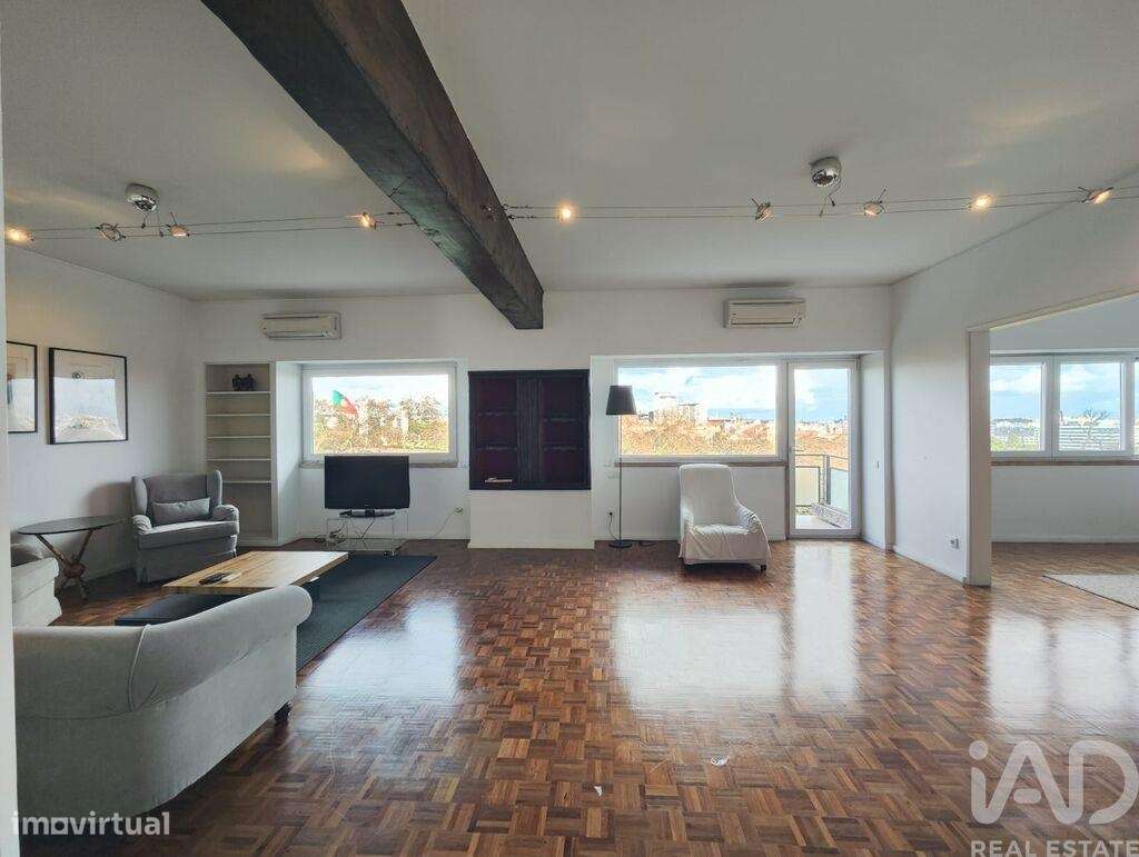 Apartamento T4 em Avenidas Novas de 225,00 m2 - Grande imagem: 3/29