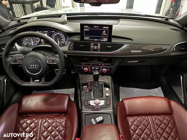 Audi S6 - 30