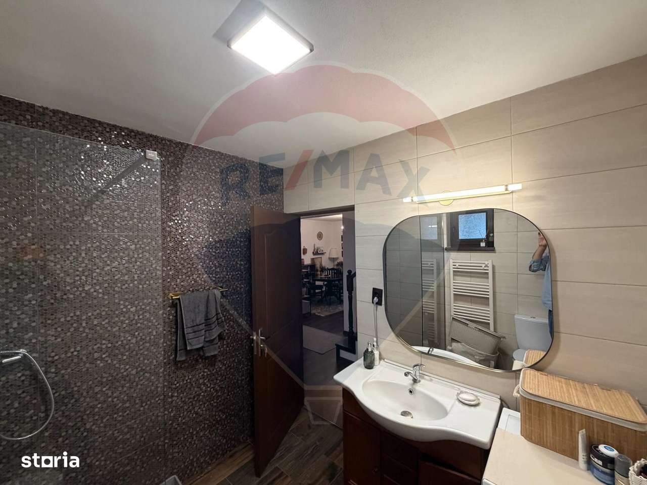 Casă  în zona Bariera Valcii-11