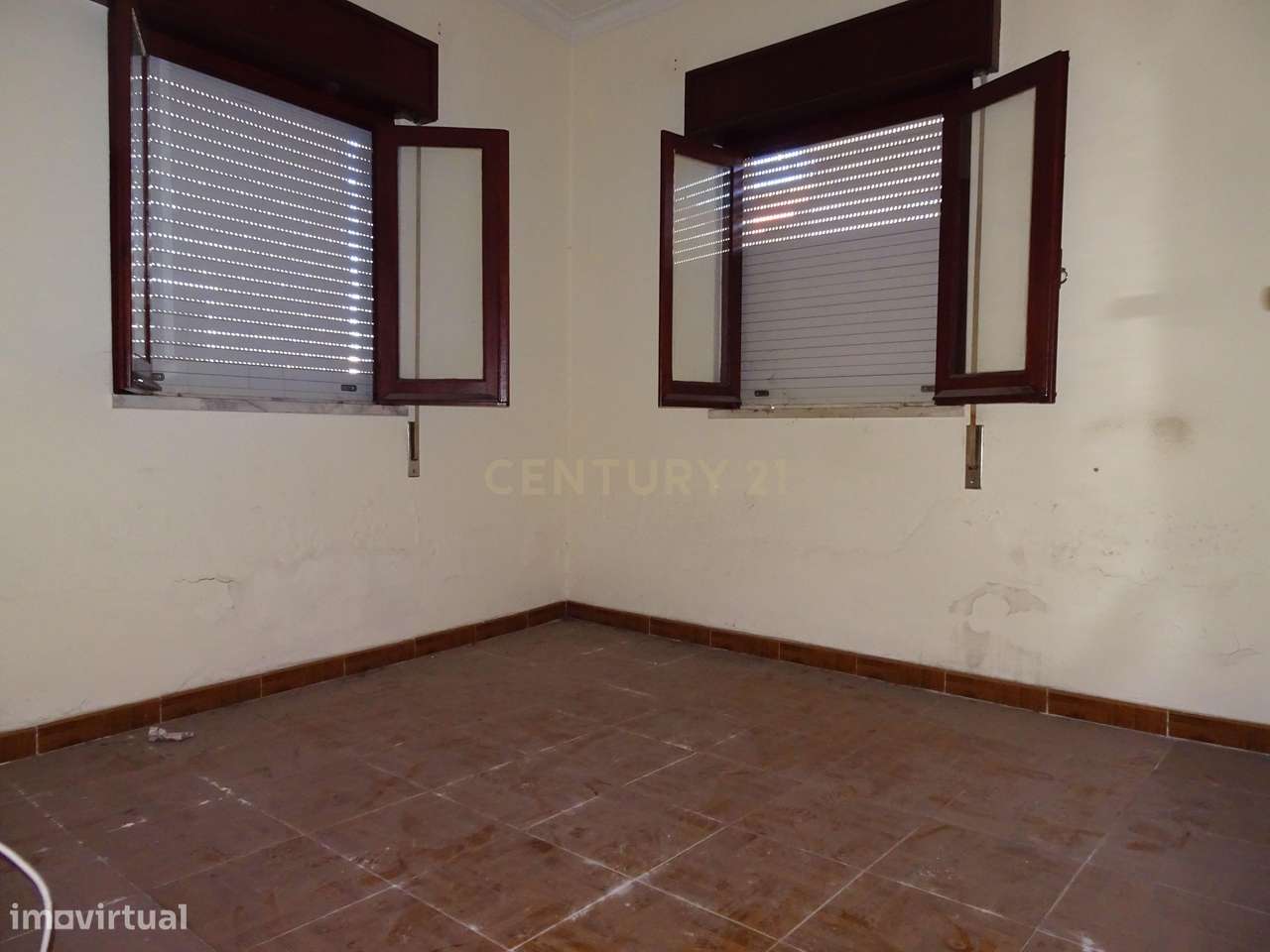 Prédio em São João da Talha, Loures-10