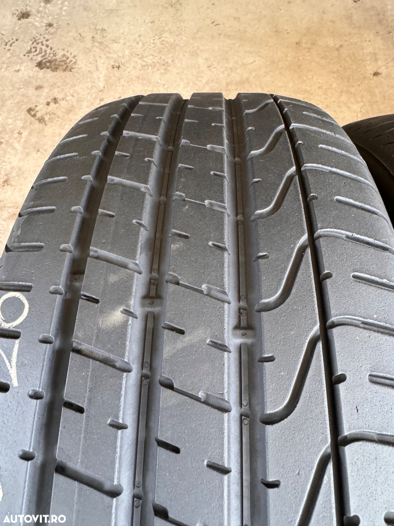 Vând 4 anvelope 255/50/20 Pirelli de vară ca noi - 5