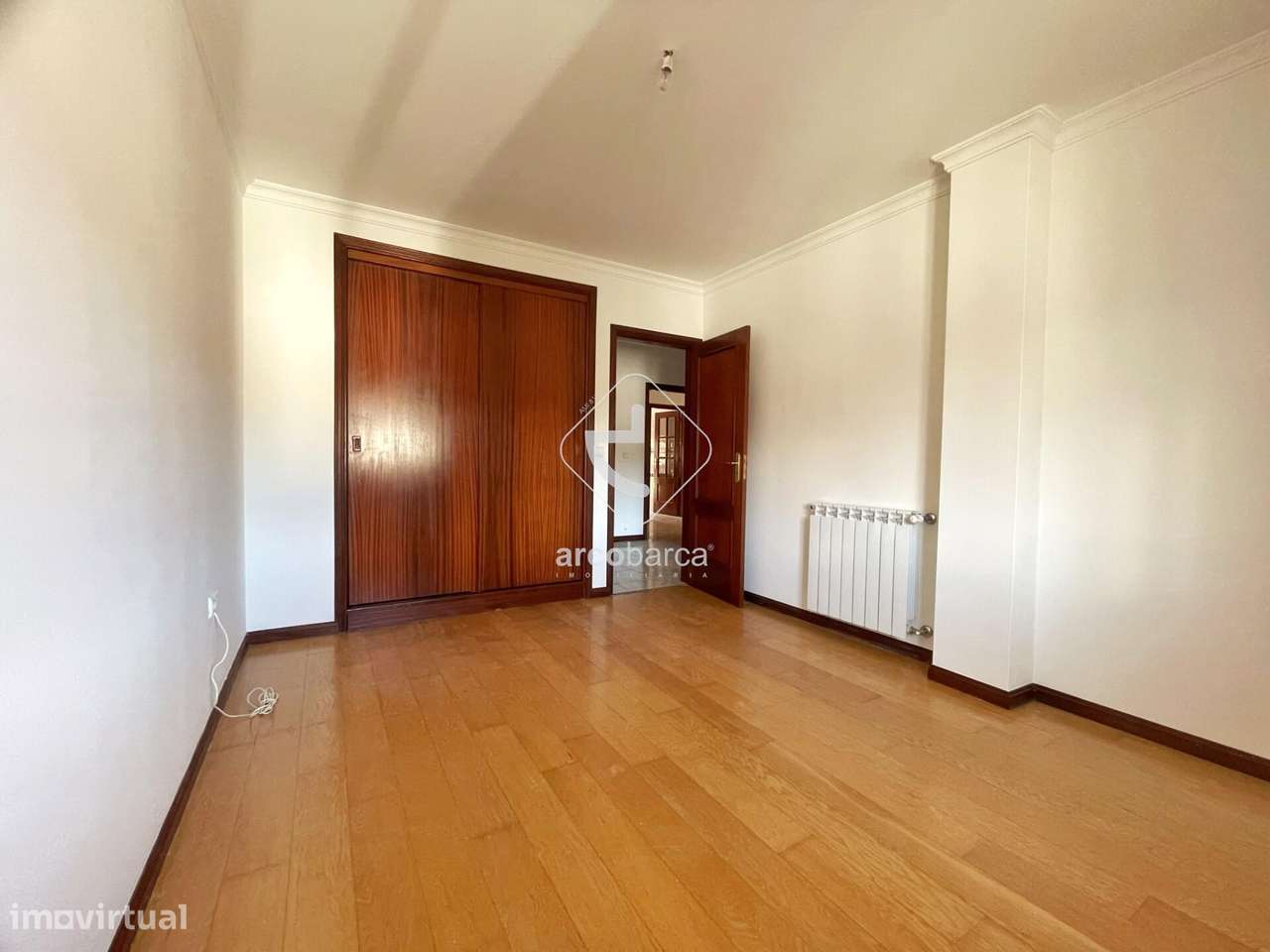 Apartamento T2 no centro da vila de Arcos de Valdevez-12