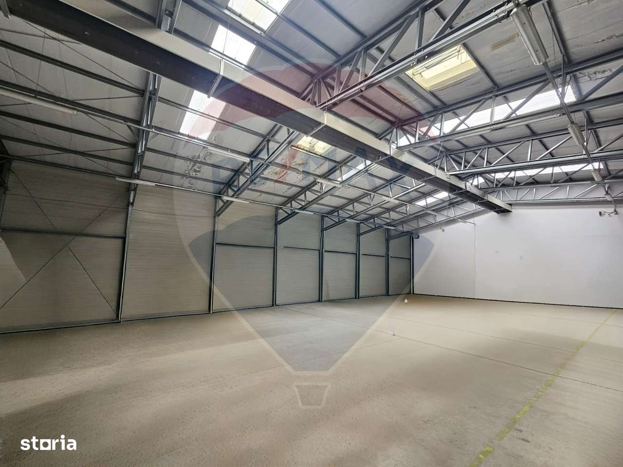 Spațiu industrial de închiriat, Floresti, singur in curte, 1000mp - Imagine principală: 4/12