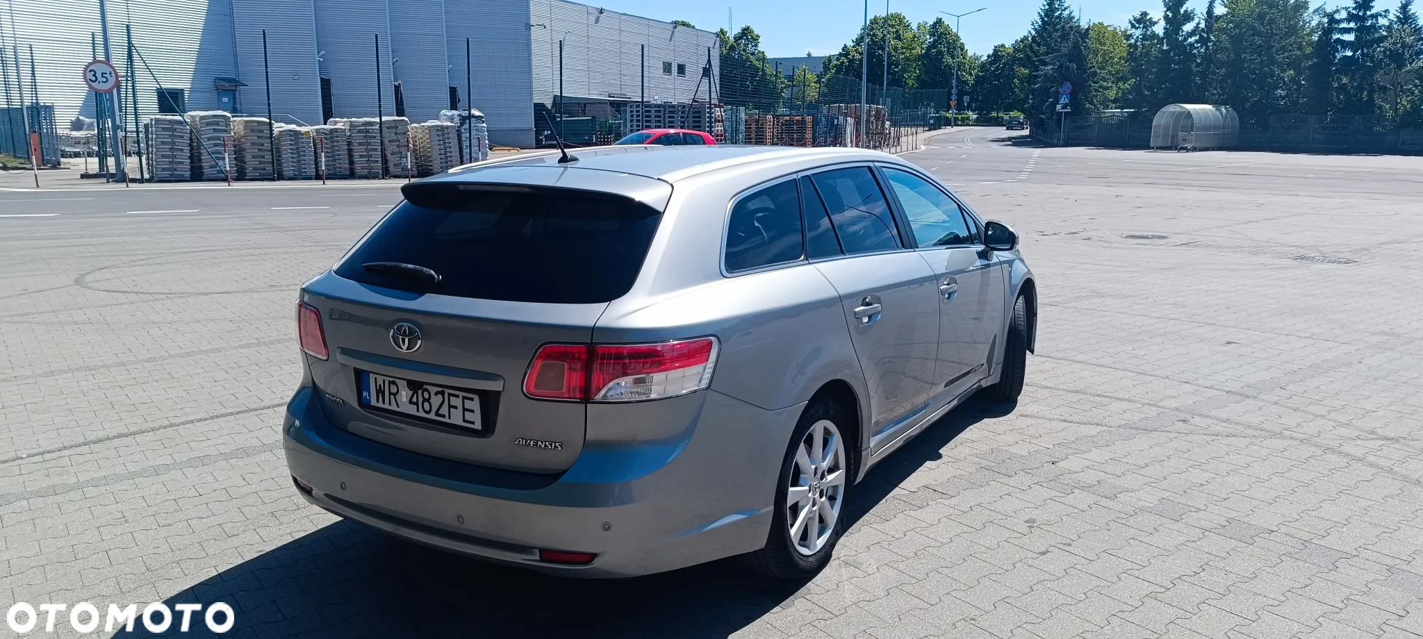 Toyota Avensis 1.8 Sol - 6