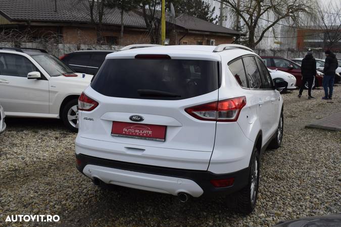 Ford Kuga 2.0 TDCi 4WD Powershift Titanium - 5