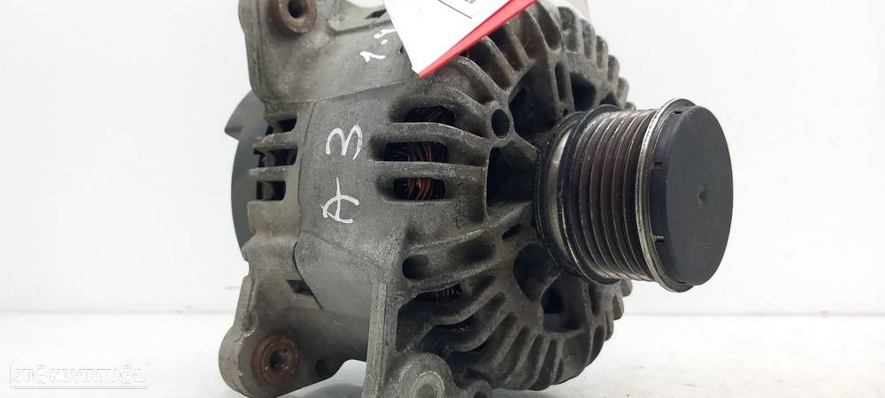 Alternador Audi A3 (8P1) - 1