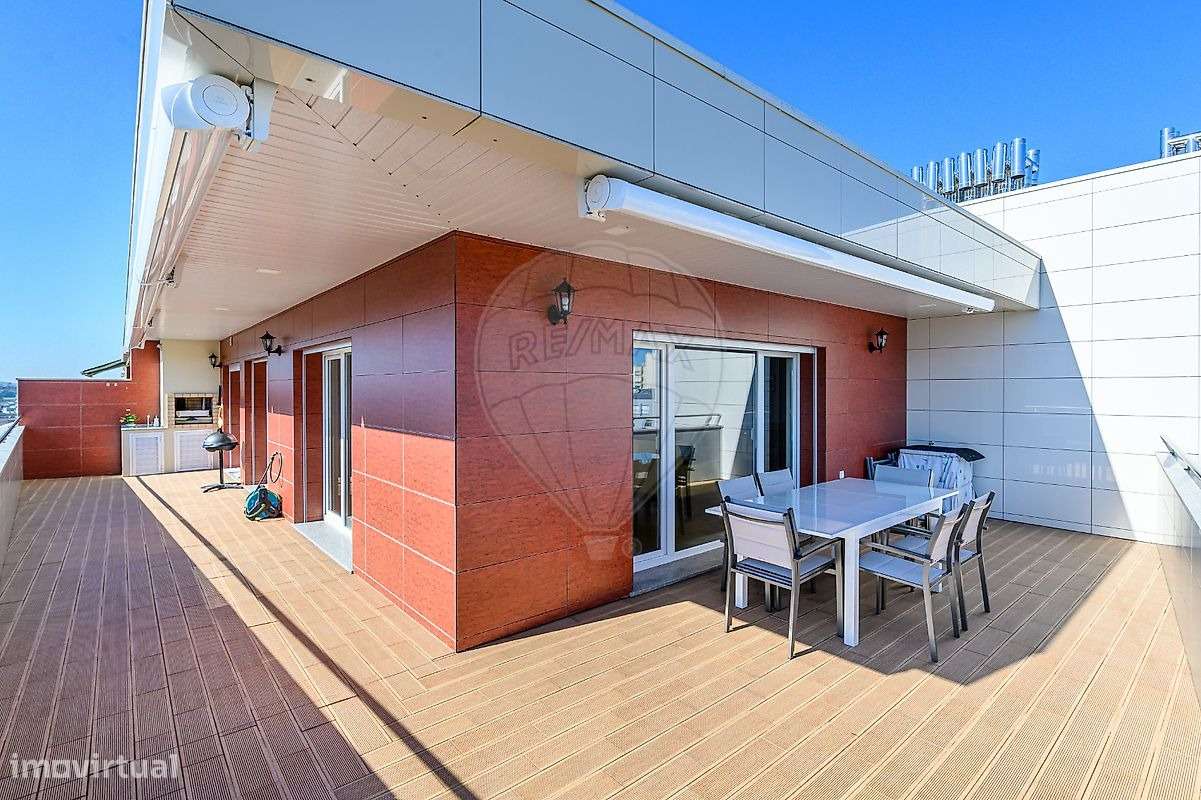 Apartamento T5 de Luxo Penthouse com terraço-6