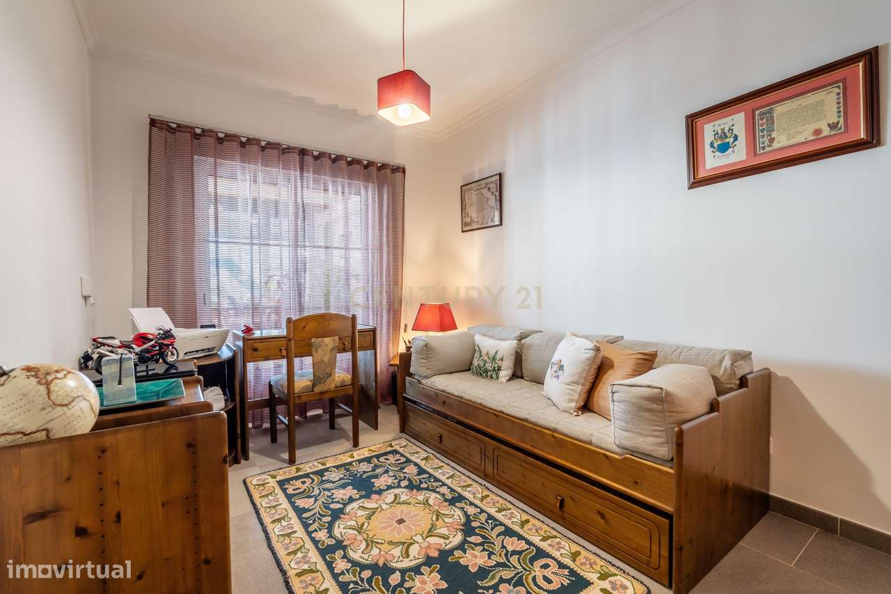 Moradia T4 | Faro | Garagem | Zona Exterior-21