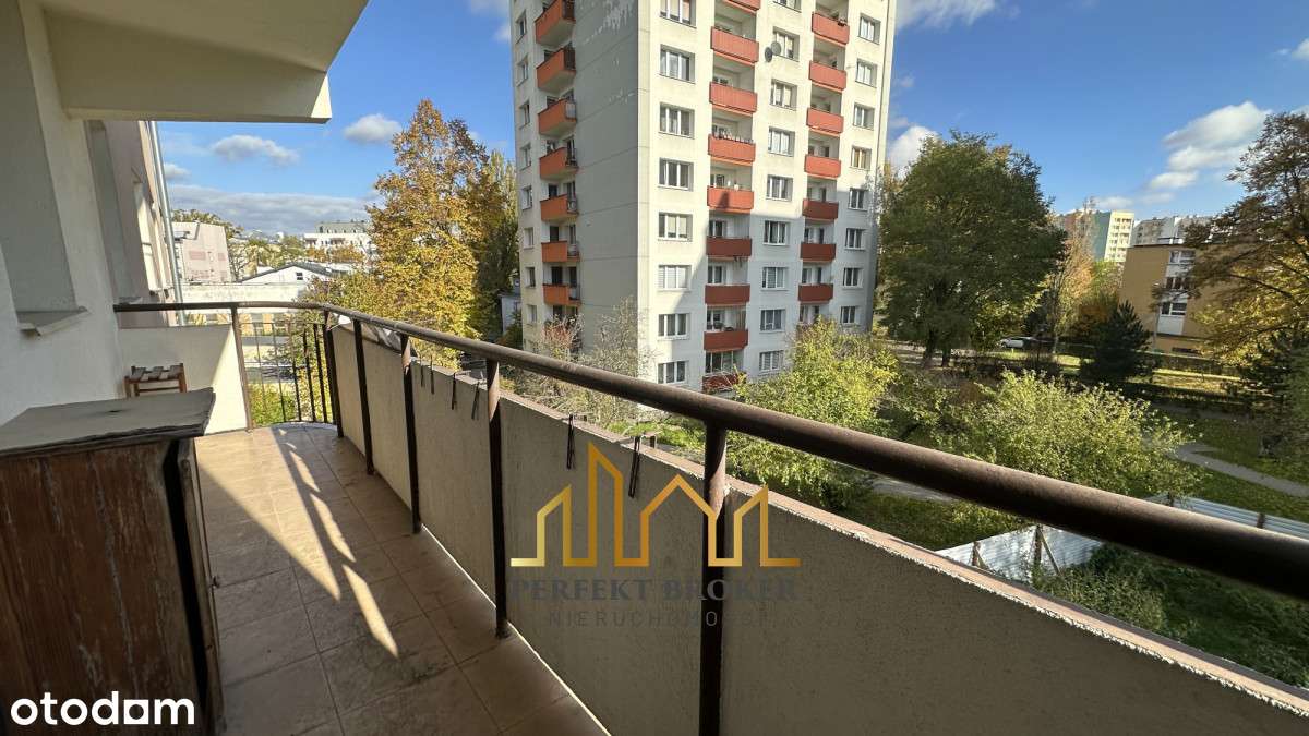 Niska cena za metr!!! Blisko UM !!Do remontu. - Pełny obrazek: 4/9