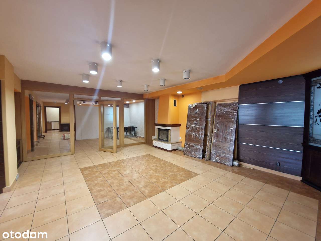 Dom z budynkami  usługowo produkcyjnymi!!-18