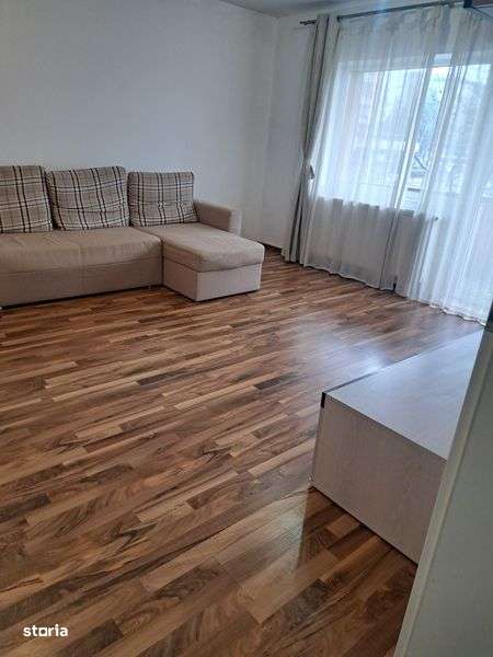 Proprietar vand apartament 2 camere Brasov /Tractoru /Coresi - Imagine principală: 4/8