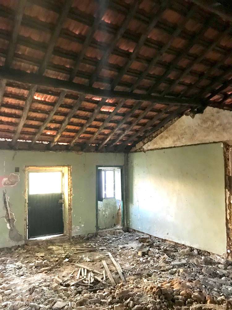 Moradia, Arrecadação, Terreno 1720m2-13