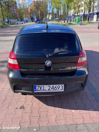 BMW Seria 1 120d - 4