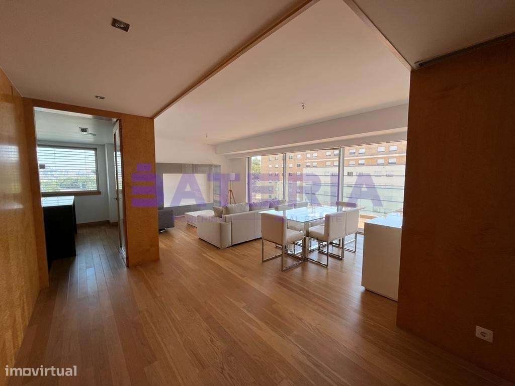 T2 com suite e piscina nas Laranjeiras - Grande imagem: 5/19