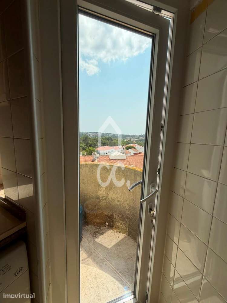 APARTAMENTO T2 PARA VENDA EM SESIMBRA-7