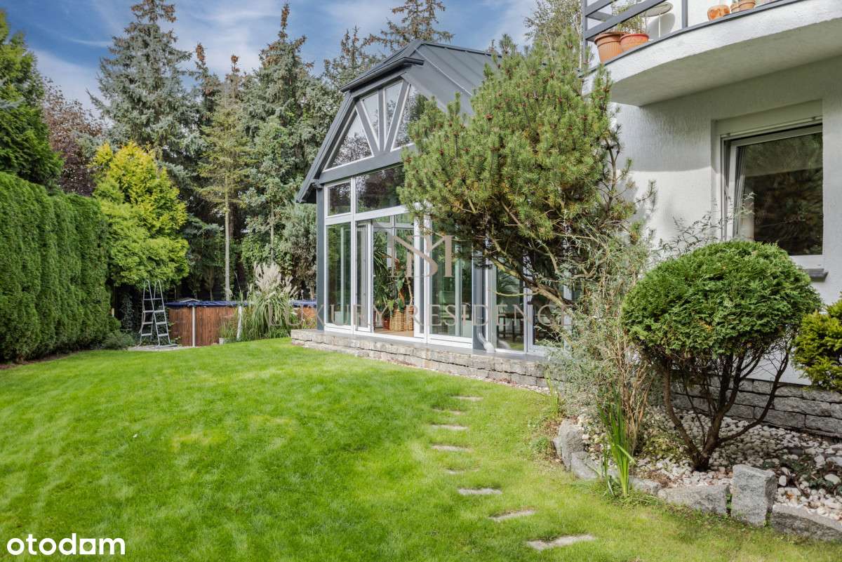 Dom z Ogrodem Zimowym - Smochowice-4