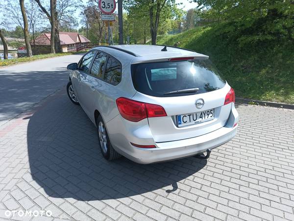 Opel Astra - 6