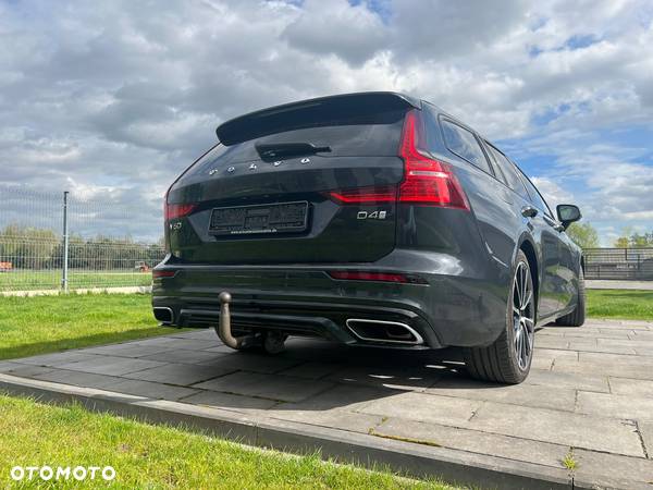 Volvo V60 D4 Geartronic R-Design - 6