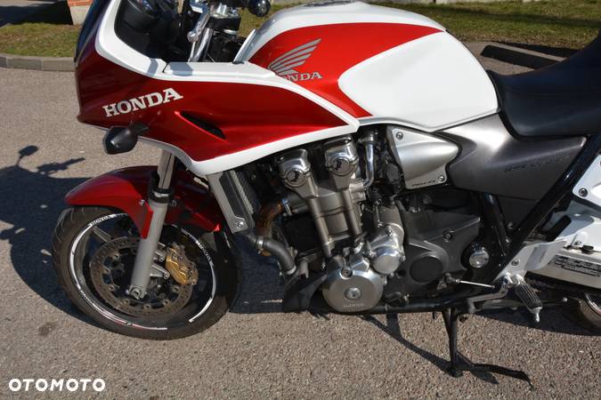 Honda CB - 8
