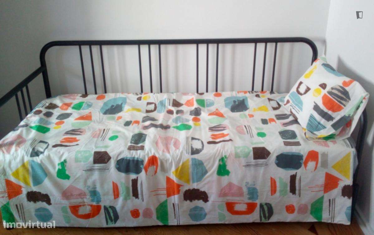 Quarto - localizado em Entrecampos Lisbon - Grande imagem: 5/6