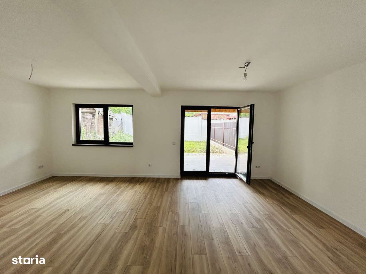 Casa de vanzare in Cisnadie - Imagine principală: 2/8