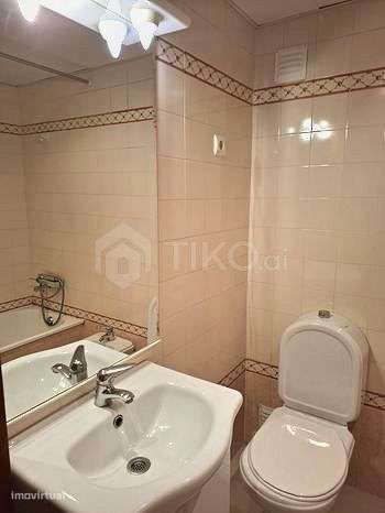 Apartamento T2 com elevador na Aldeia de Paio Pires-13