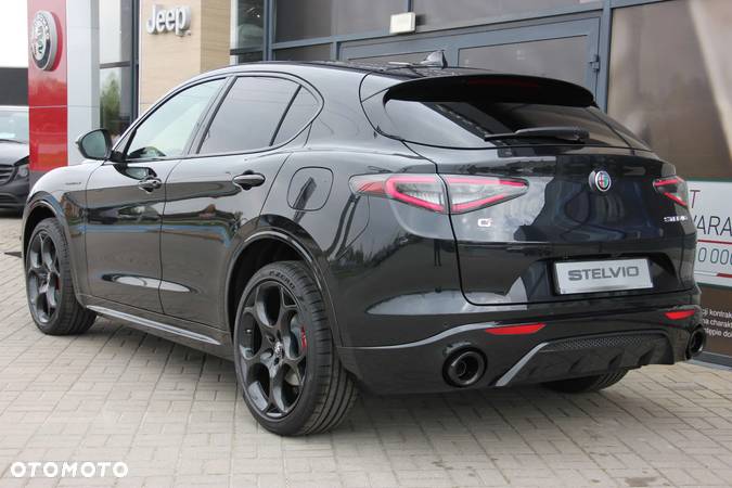 Alfa Romeo Stelvio 2.0 Turbo Competizione Q4 - 3