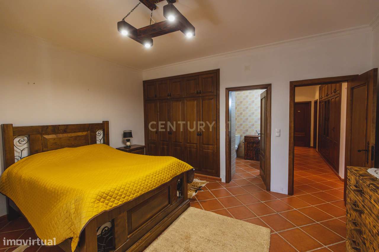 Moradia Térrea T4+1-35