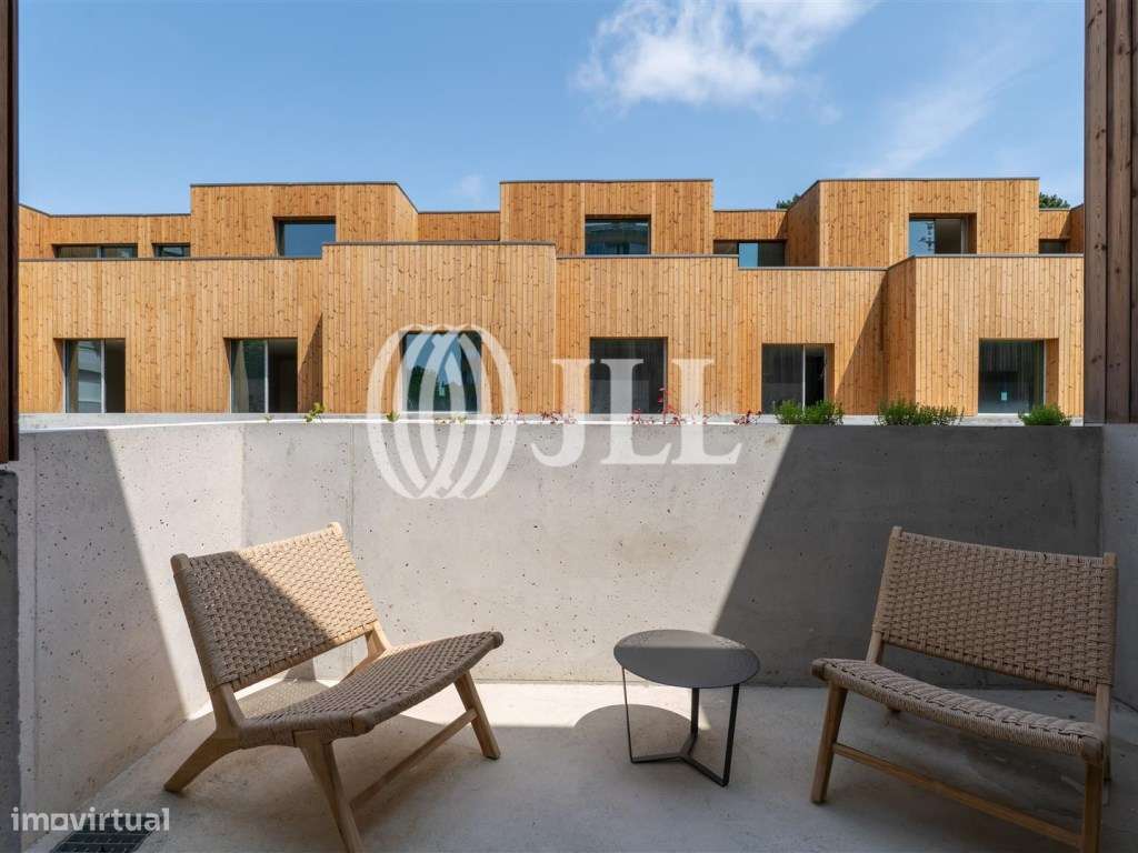 Moradia T4+1 no condomínio As Camélias, no Foco, Porto - Grande imagem: 2/62