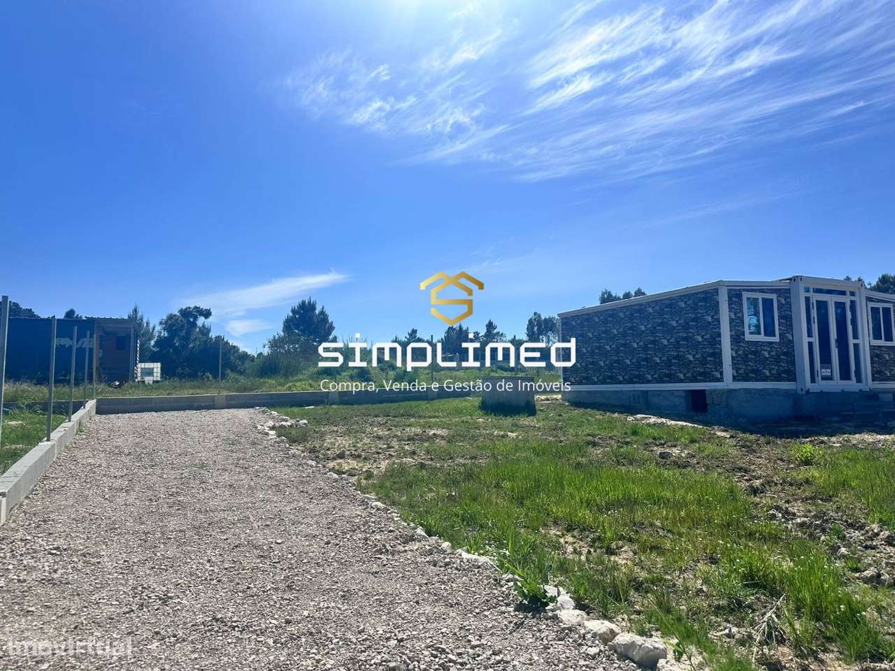 Oportunidade em Fernão Ferro – Casa Expansível com Terreno (CF)-17
