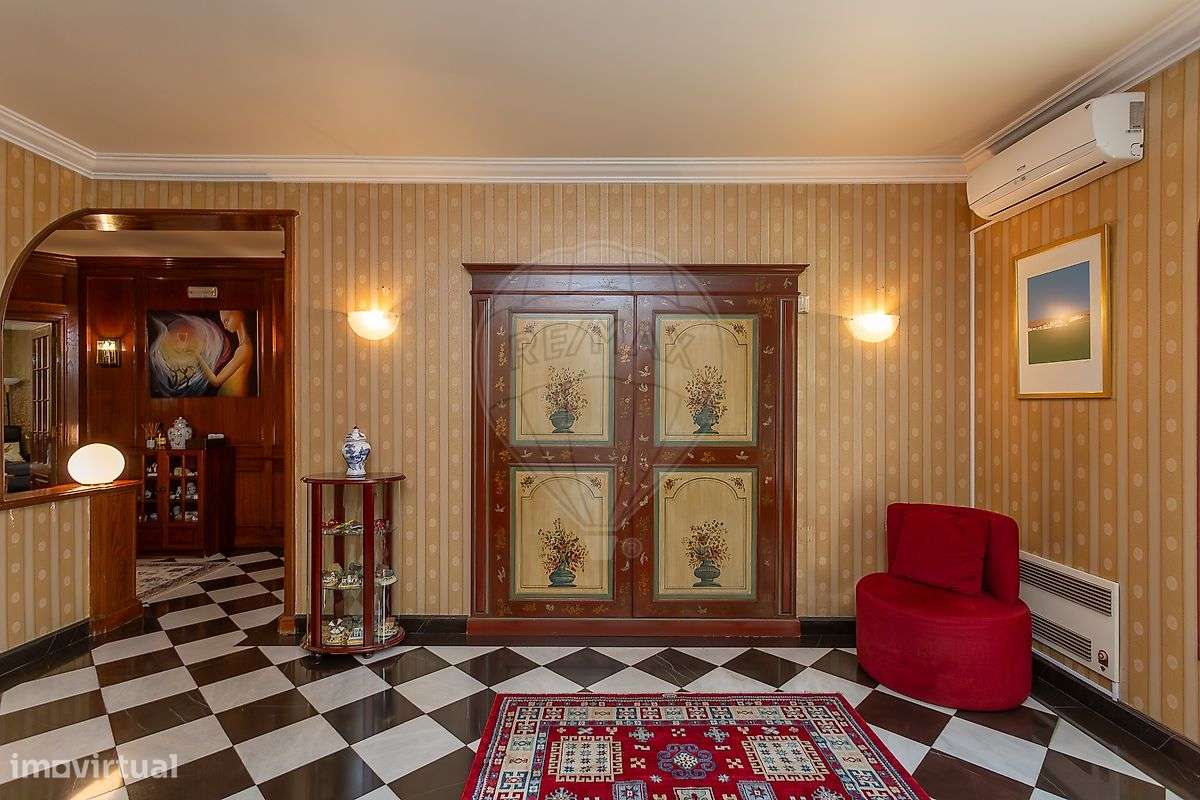 Moradia T7 para venda - Grande imagem: 4/50