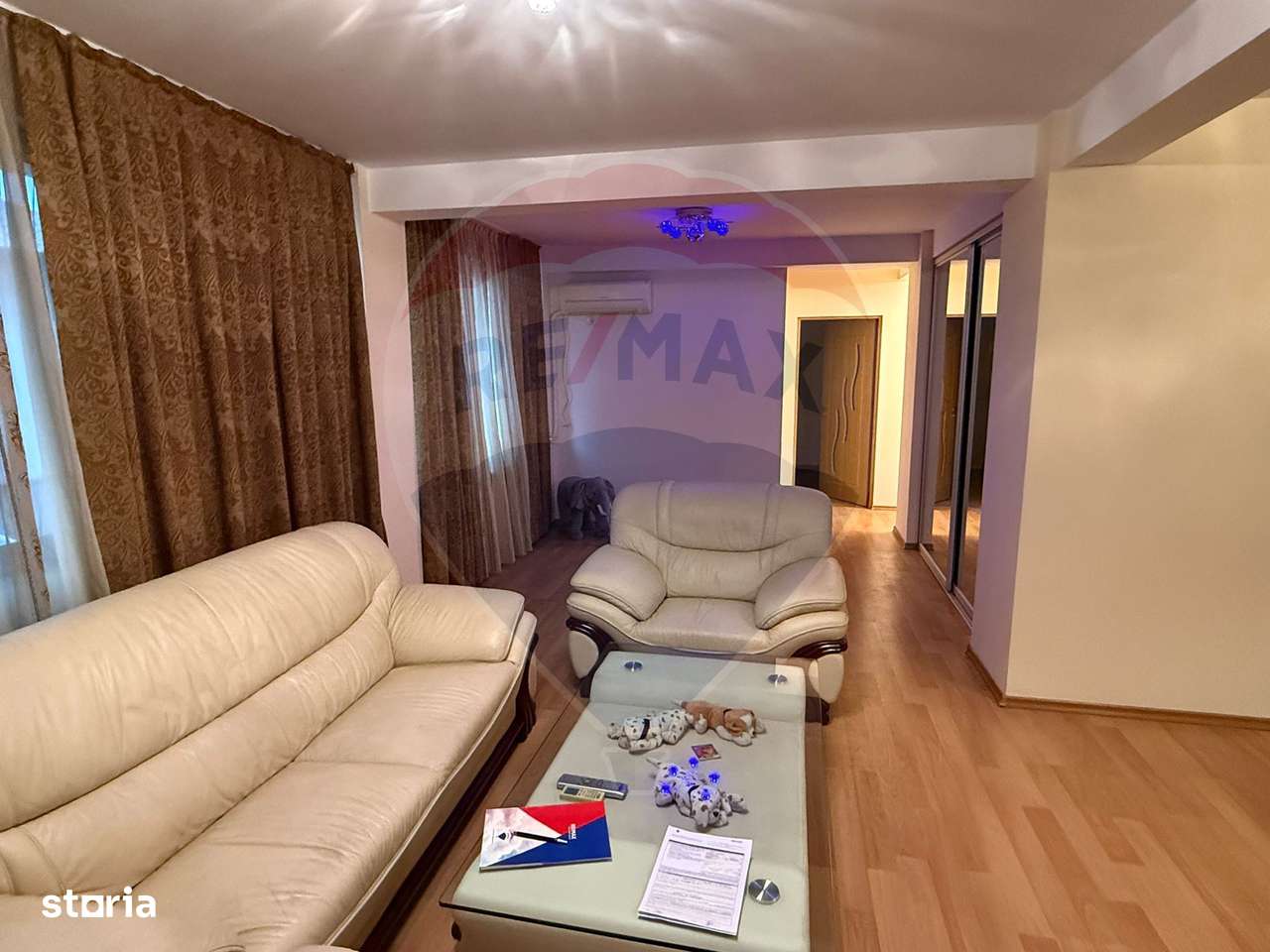 VANZARE Apartament cu 3 camere in zona Voluntari-12