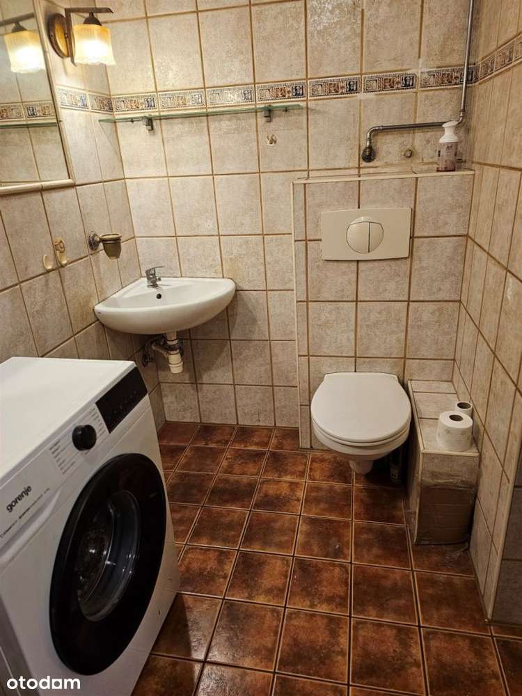 Powstańców,P.Czerwony,46m,2pok,balkon.ładne z potencjałem,Parking Jest-18