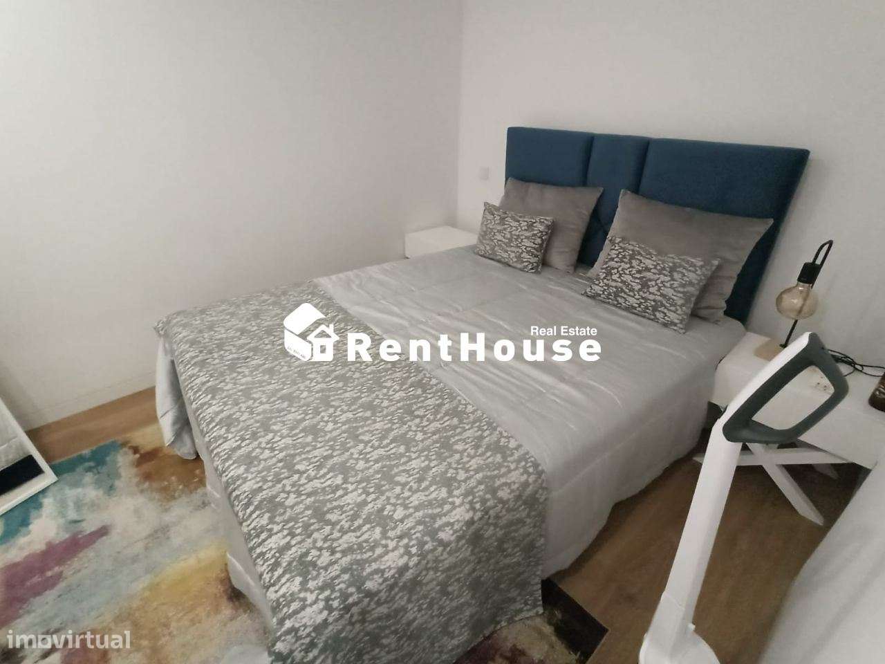 T1K Mobilado Central - ARRENDAMENTO DE 15 OUTUBRO A 30 JUNHO - Grande imagem: 2/5