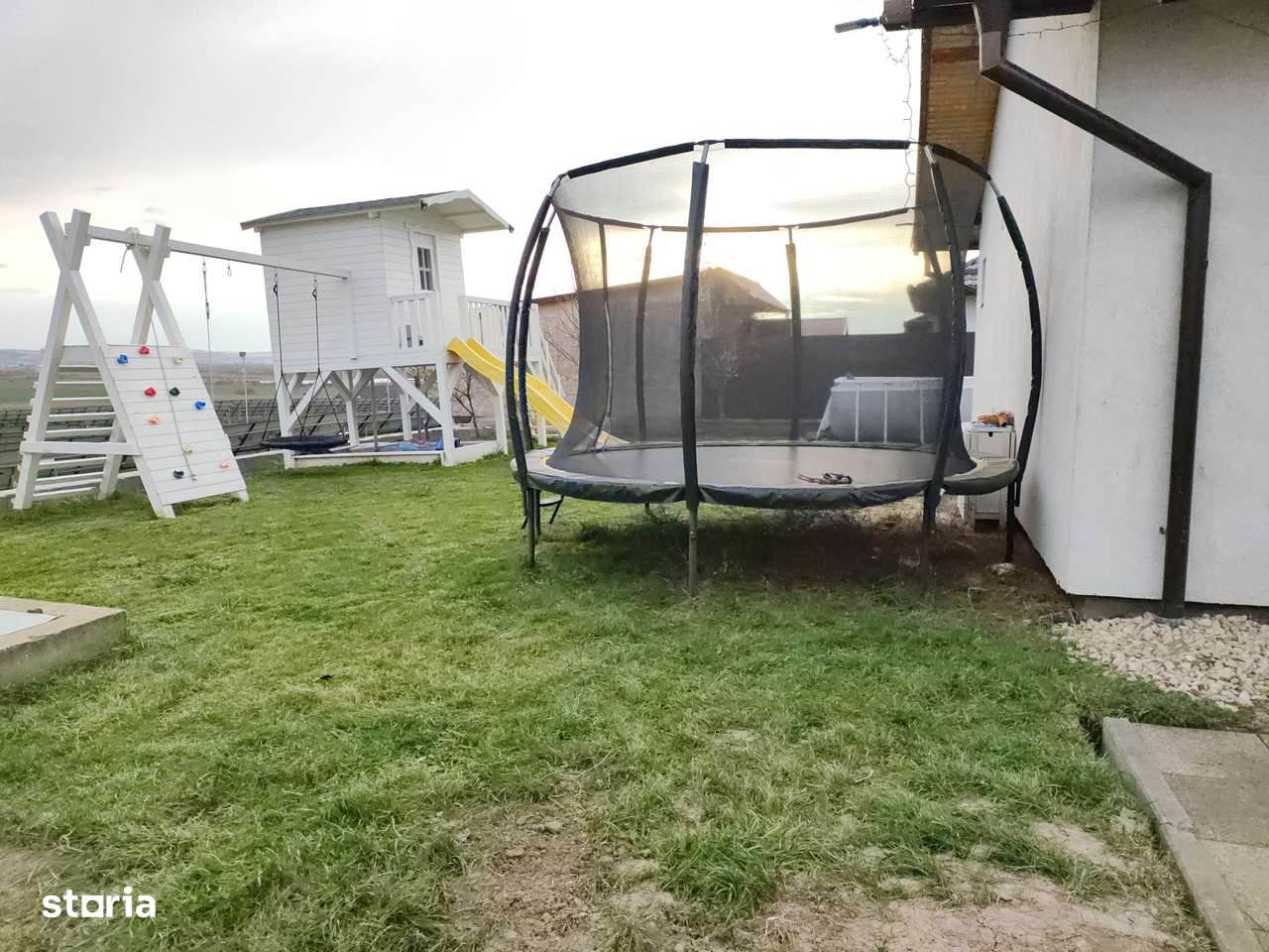 Casa pe un singur nivel, 100 mp teren 500 mp,mobilat, utilat,  Nazna-6