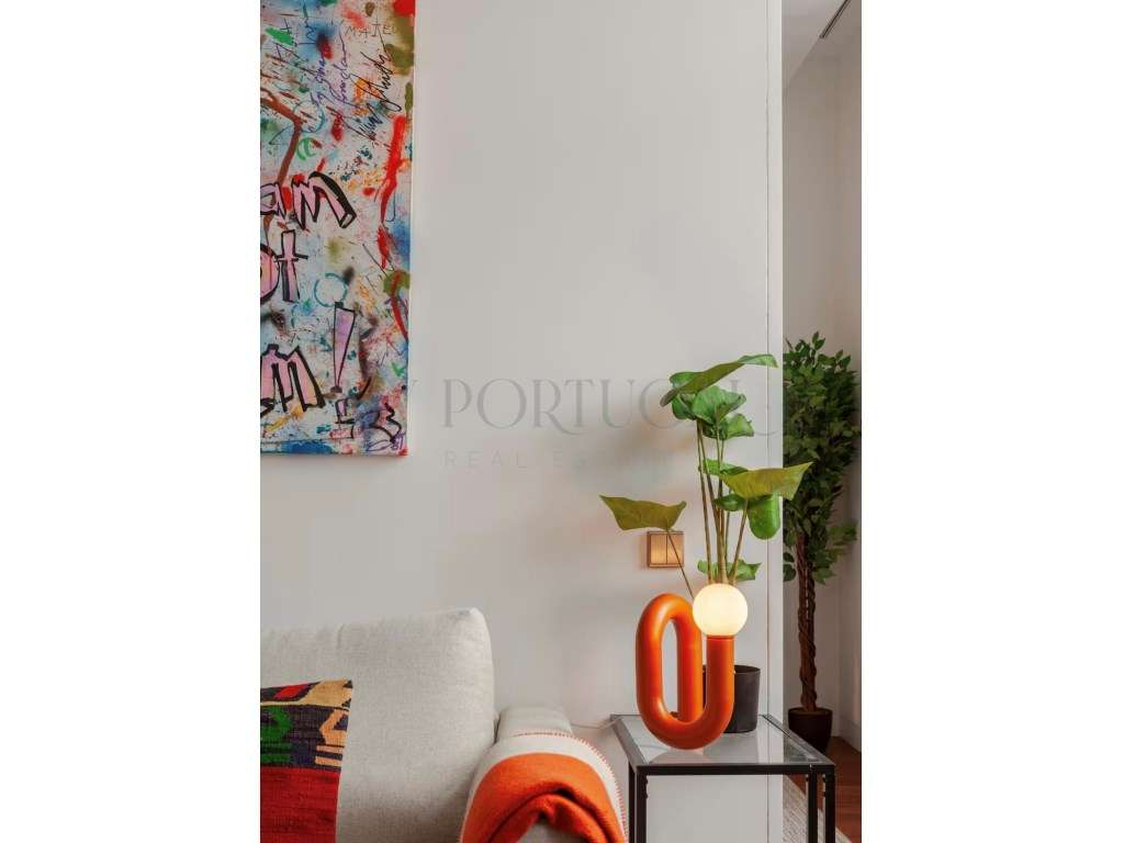 Refúgio de Design e Luz na Praça Dom Luís I - Onde o Rio encontra a... - Grande imagem: 2/35