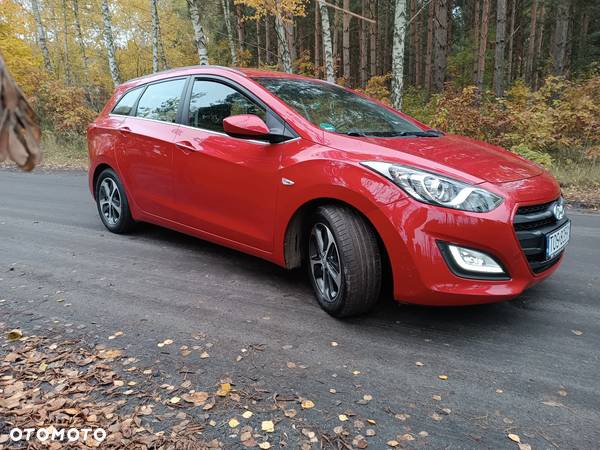 Hyundai I30 blue 1.6 CRDi Trend - 26