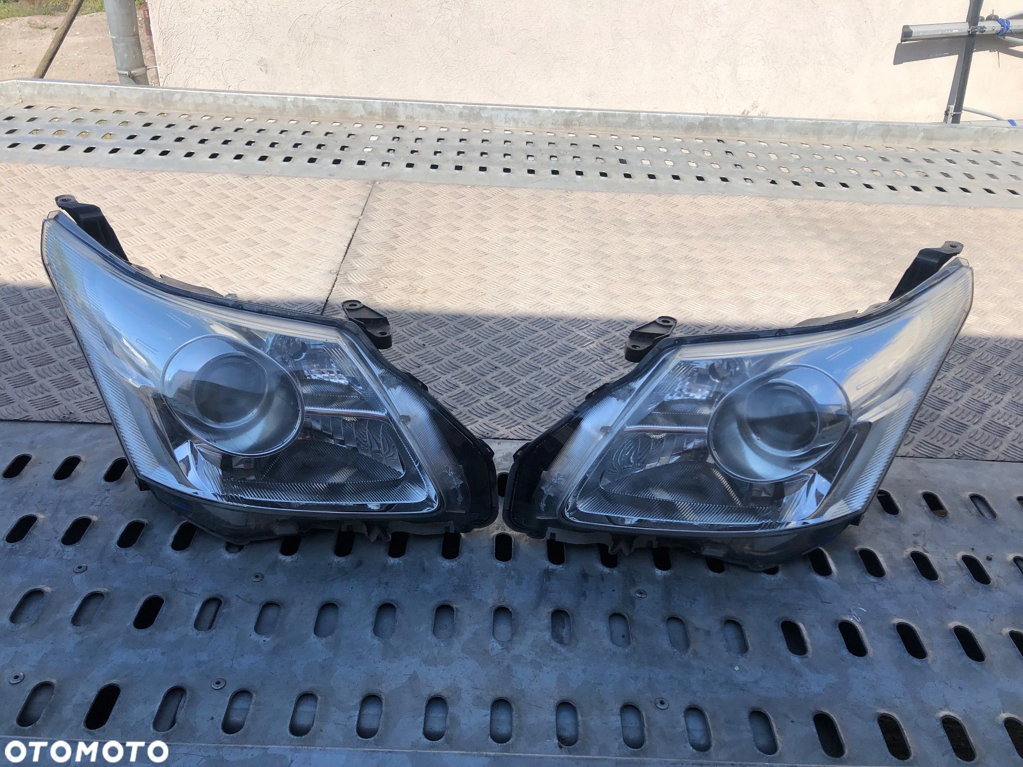 Komplet Lamp Europejskich Toyota Avensis T27 08-11r - 1