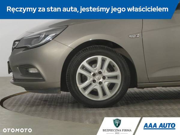 Opel Astra - 16