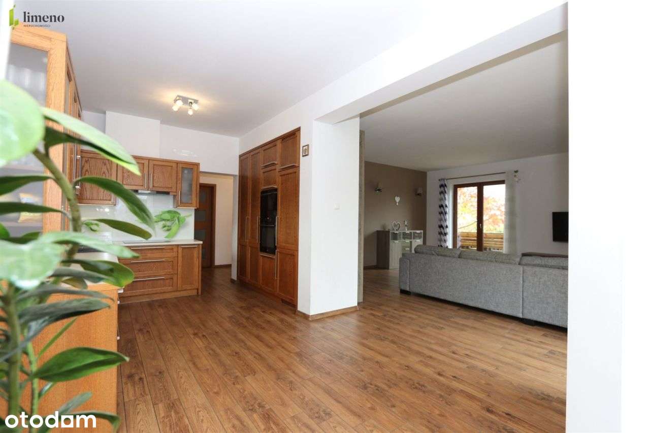 Kawał fajnej chaty ze stawem w Świątkach-4