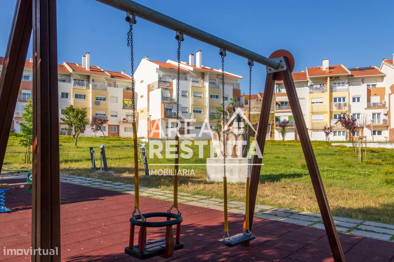 Apartamento T3 num Rc com vista Rio, em Alto do Seixalinho, Barreiro-44