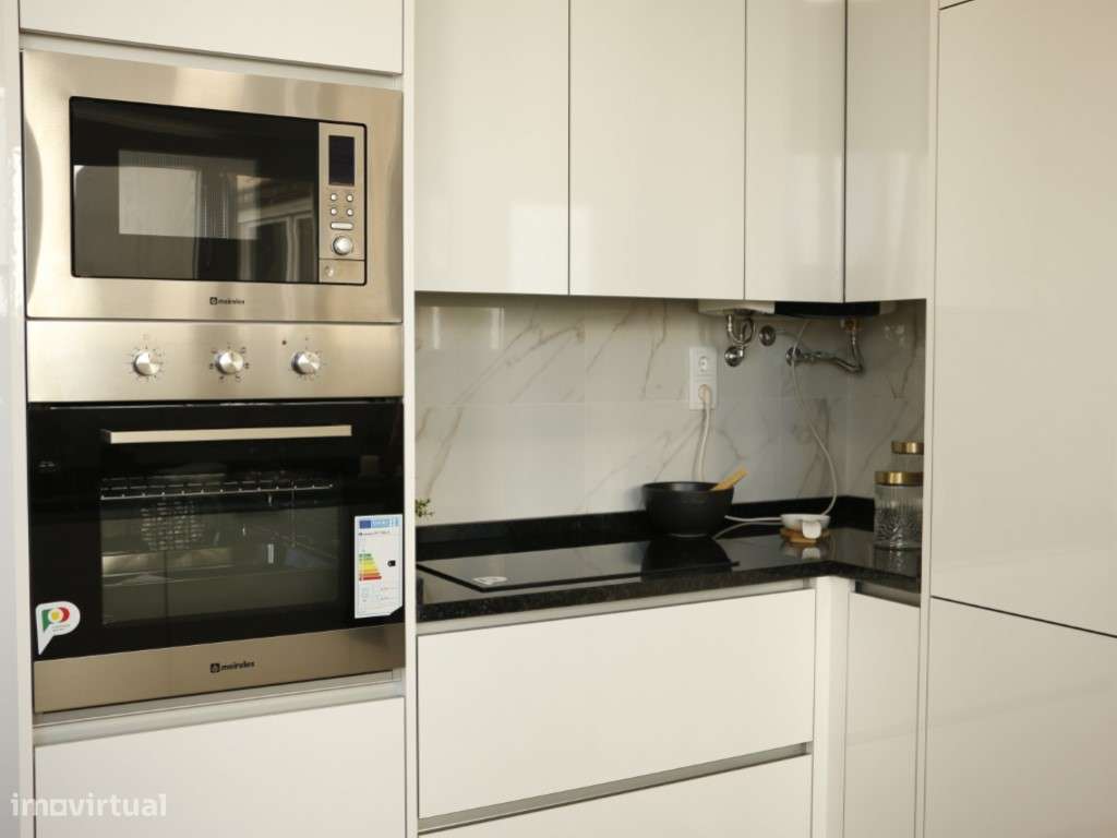 Excelente T3 Remodelado em Benfica - Grande imagem: 4/18